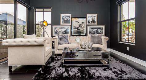 CreatingaSenseofBalanceandHarmonyThroughWallTreatments